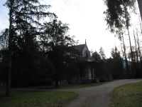 Marmorpavillon im Park