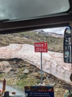 Schneereste an der Hochalpenstrasse