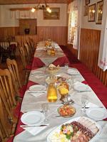 Mittagsimbiss auf dem Bauernhof