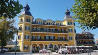 Ein Schloss am Wörhersee