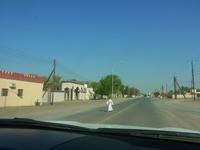 Fahrt durch typische ländliche Omani-Dörfer