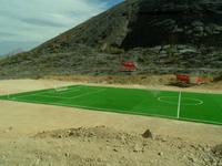 Bolzplatz mitten im Hajar Gebirge