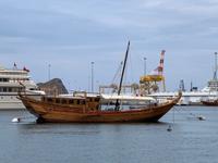 Muscat - Dhau im Hafen