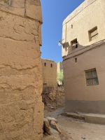 Rundgang im alten Dorf Al Hamra