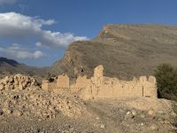 Fotostopp an einem alten Lehmdorf 