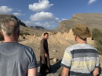 Fotostopp an einem alten Lehmdorf 