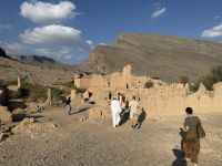 Fotostopp an einem alten Lehmdorf 