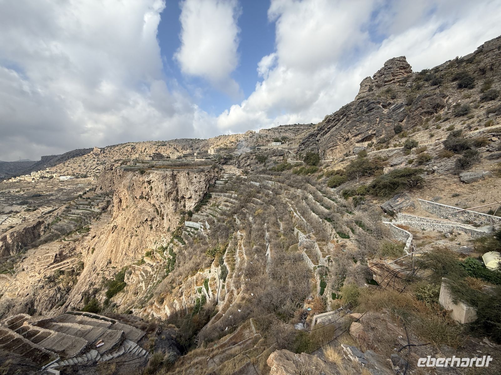3 Dörfer Wanderung entlang schmaler Wasserkanäle - 1. Dorf: Al Uqr - 2. Dorf Al ain - 3. Dorf: Al sherayjah