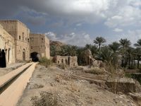 Rundgang in dem alten Dorf Birkat Al Mauz