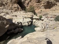 Spaziergang und Baden im Wadi Bani Khalid