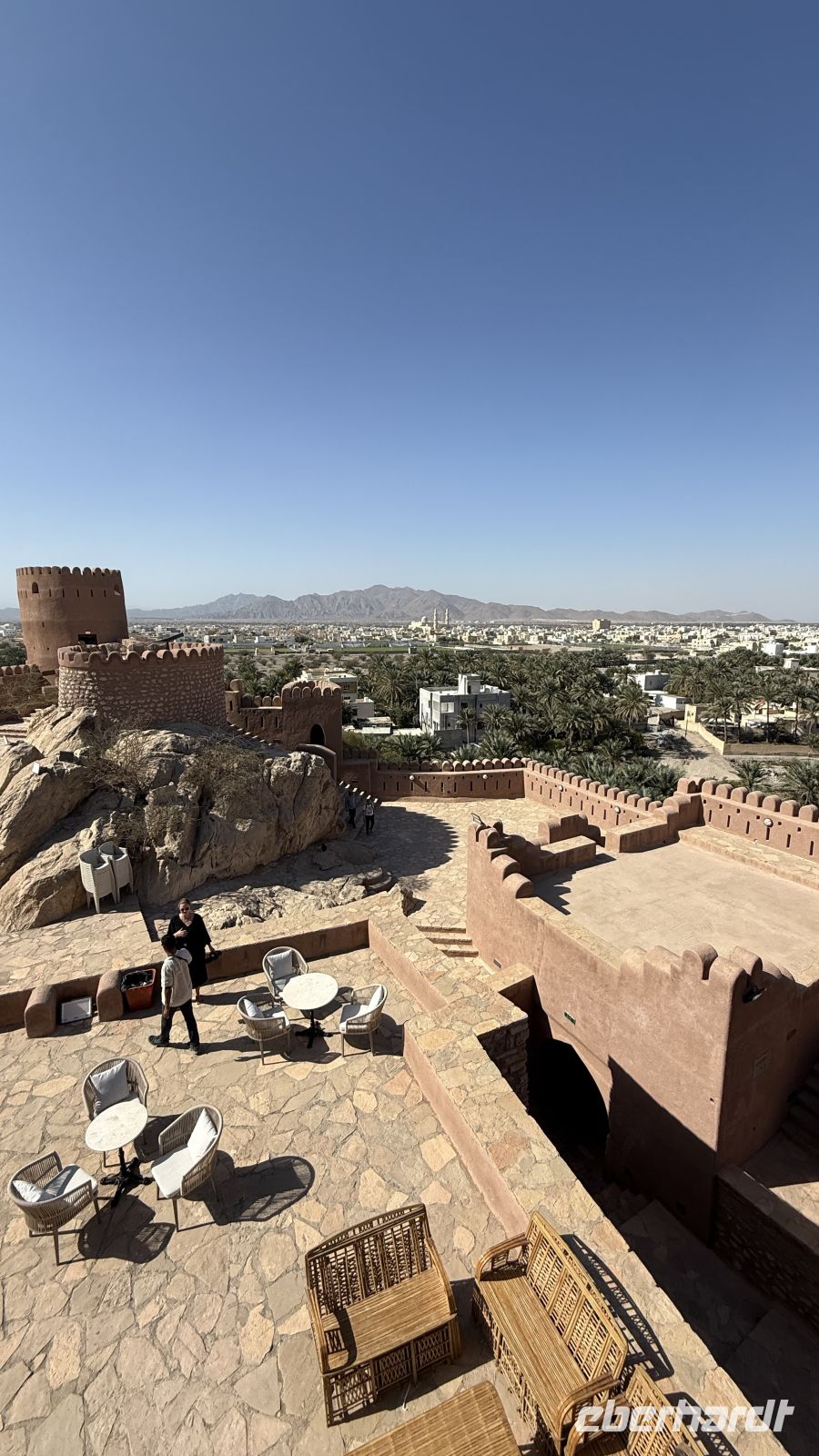 Besichtigung der alten Burg von Nakhal