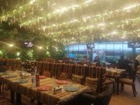 Baku - Abendessen in einem Restaurant mit nationaler Küche