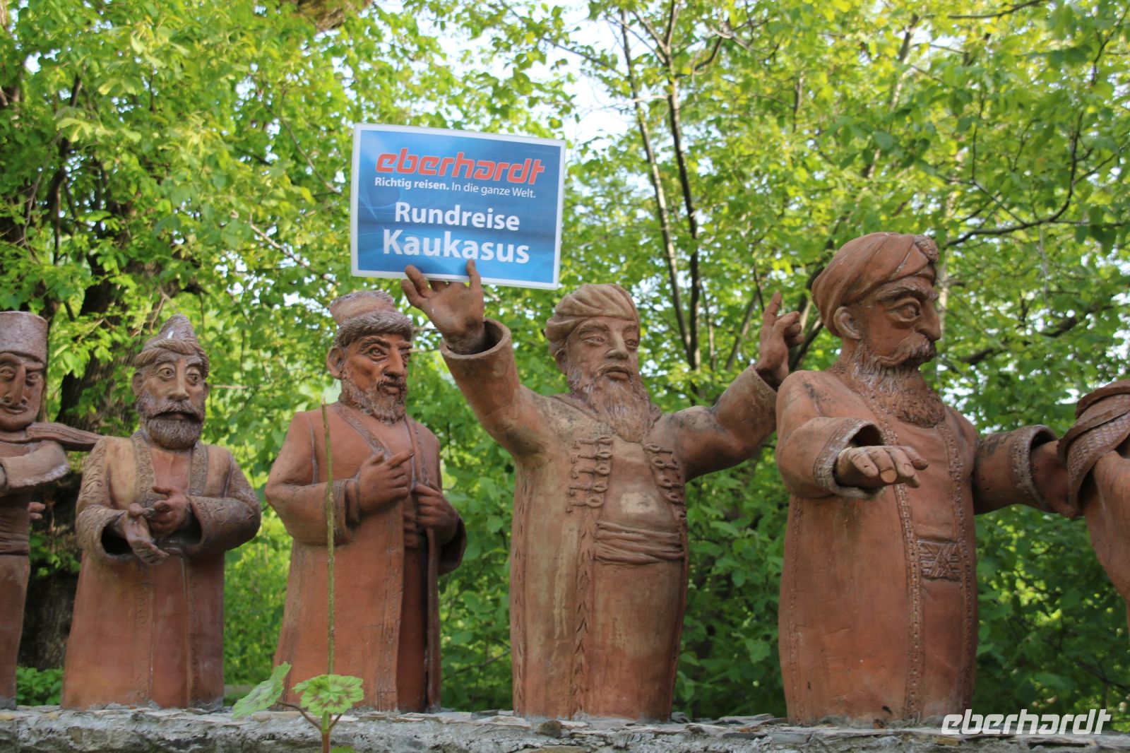 Rundreise durch Kauskasus führte uns zu einem Khan-Palast in Sheki