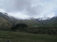 Blick Richtung Kasbek bei Stepansminda