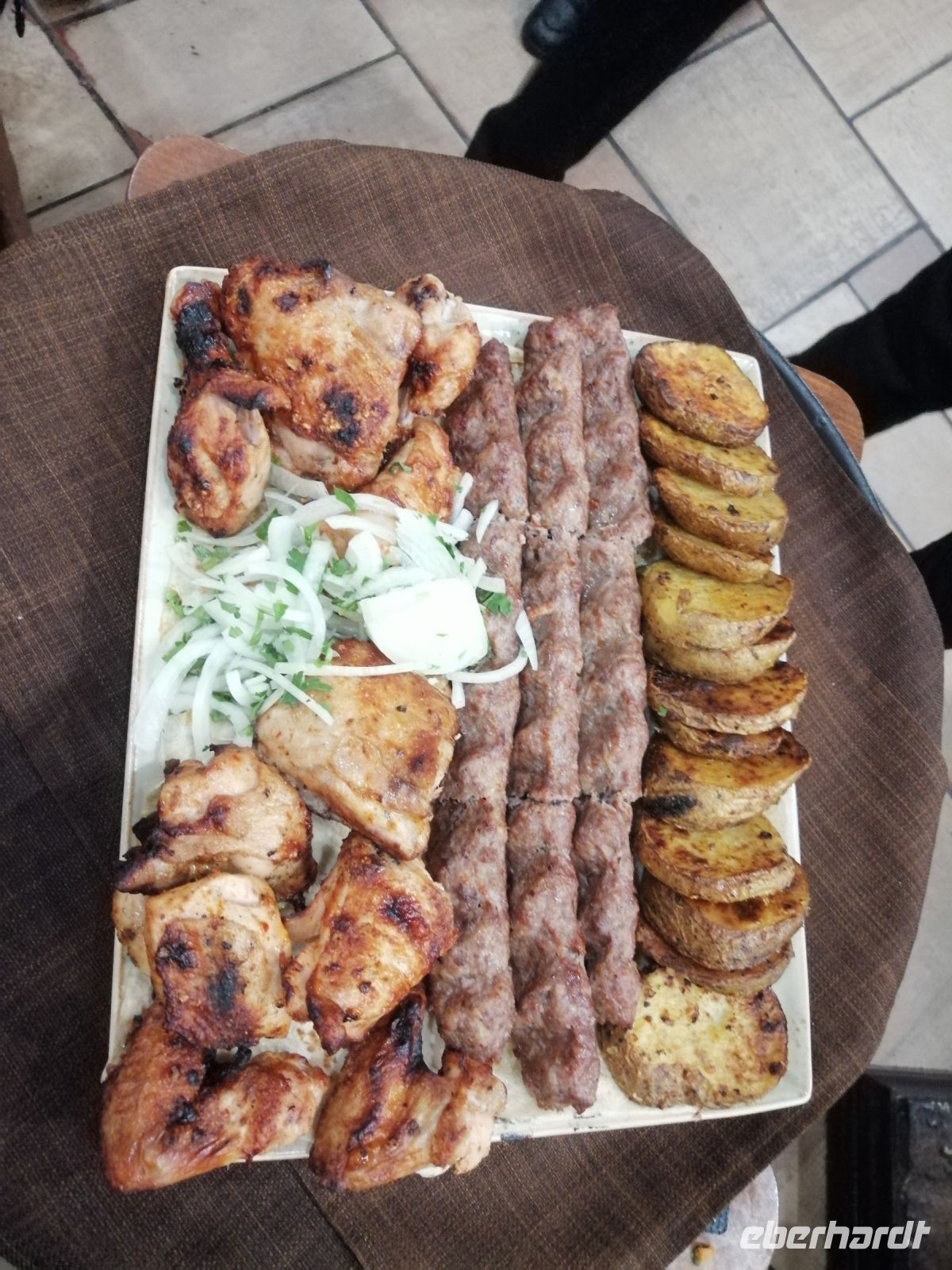 Abendessen in Jerevan, Taverna Jerevan