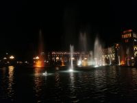 Wasserspiele am Platz der Republik in Jerevan
