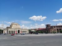 Platz der Republik, Stadtrundgang durch Jerevan