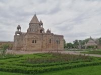 Besichtigung des Sitzes des armenischen Katholikos - Ejmiatsin