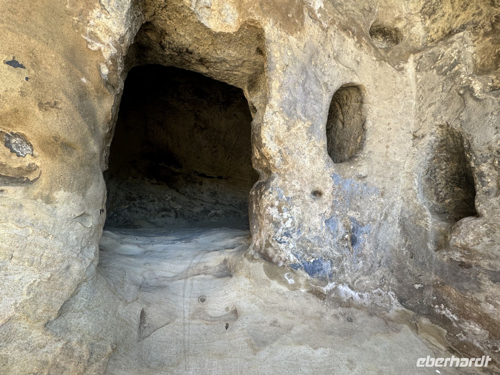 Verbindungen in der Höhle