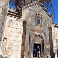 Armenien: Höhlenkloster Geghard