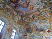bemalte Decken in der alten Zistersienserabtei