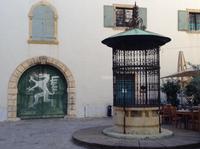 schöner Brunnen und das Grazer Stadtwappen