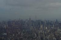Blick vom One World Observatory zum Empire State Building