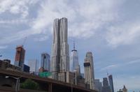 Weiterfahrt mit BIG BUS entlang der 