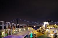 Auslaufen der AIDAdiva aus New York