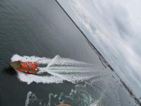 Warnemünde der Lotse wird abgeholt