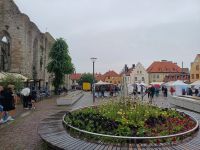 Visby Marktplatz bei Regen.jpg