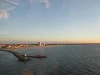 Die AIDA verlässt Warnemünde