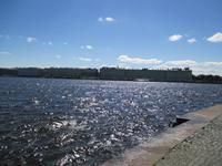 Blick auf die Eremitage vom alten Hafen aus
