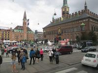 Rathaus von Kopenhagen mit Rathausplatz