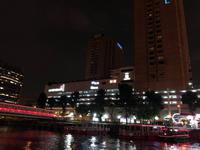 Bootstour in Singapur mit Lasershow am Marina Bay Sands Hotel