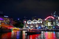 Bootstour in Singapur mit Lasershow am Marina Bay Sands Hotel