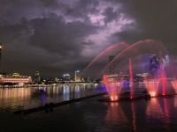 2. Reisetag – Abendspaziergang in Singapur – Wassershow vor dem Marina Bay Sands