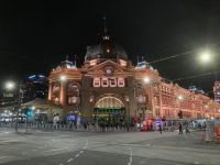5. Reisetag – Melbourne bei Nacht – Flinders Street Station