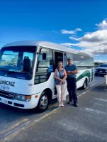 Das Eberhardt-team - Birgit (Reisebegleitung) und Roger (Reiseleiter und Fahrer)