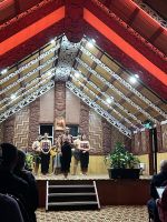 schönes Versammlungshaus