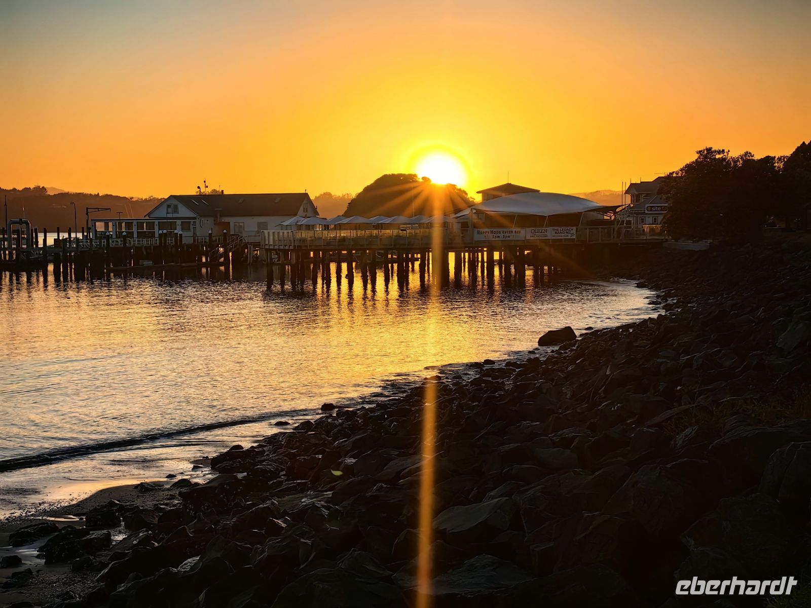 Wie im Urlaub: Sonnenaufgang in Pahia