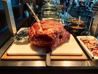 Hangiessen, im Erdofen gegart, Rotorua