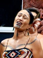 Maorifrau in Rotorua