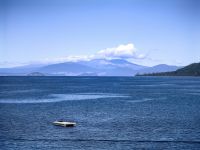 Blick auf die 3 Vulkane des Tongariro Nationalpark vom Lake Taupo aus