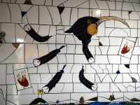 Fliesen in der Hundertwassertoilette in Kawakawa