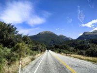 Die Bergriesen umrunden uns, unterwegs zum Haast Paß