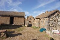 Besuch-einer-Bauernfamilie-bei-Atuncalla_Peru