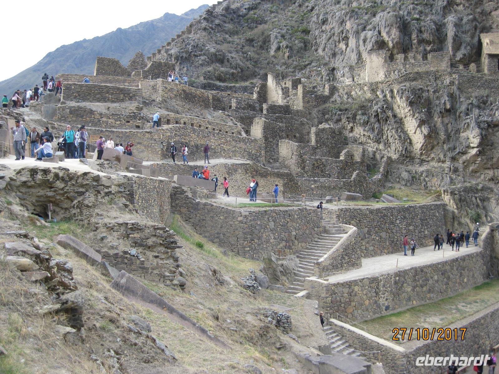 211_Unsere Fahrt in das Heilige Tal - Besuch der Anlage Ollantaytambo