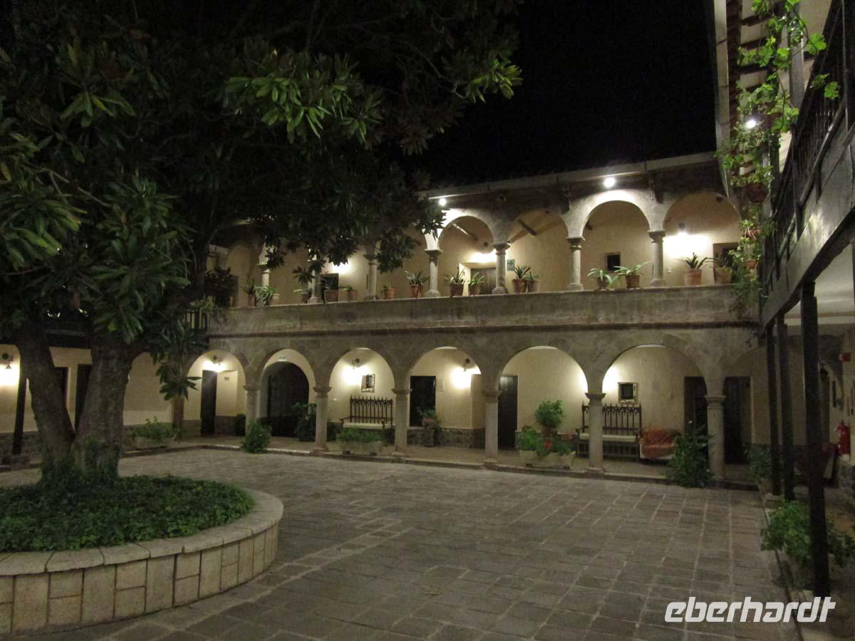 Unser Hotel war ein altes stilvolles Kloster