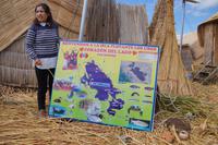 Mileny erklärt die Tierwelt des Titicaca-Sees, seine Ausdehnung und wie viel zu Peru, wie viel zu Bolivien gehört